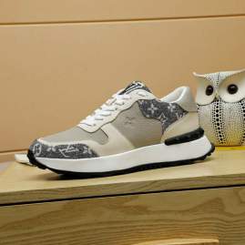 Picture of Louis Vuitton Shoes _SKULVsz38-44hnh120416632